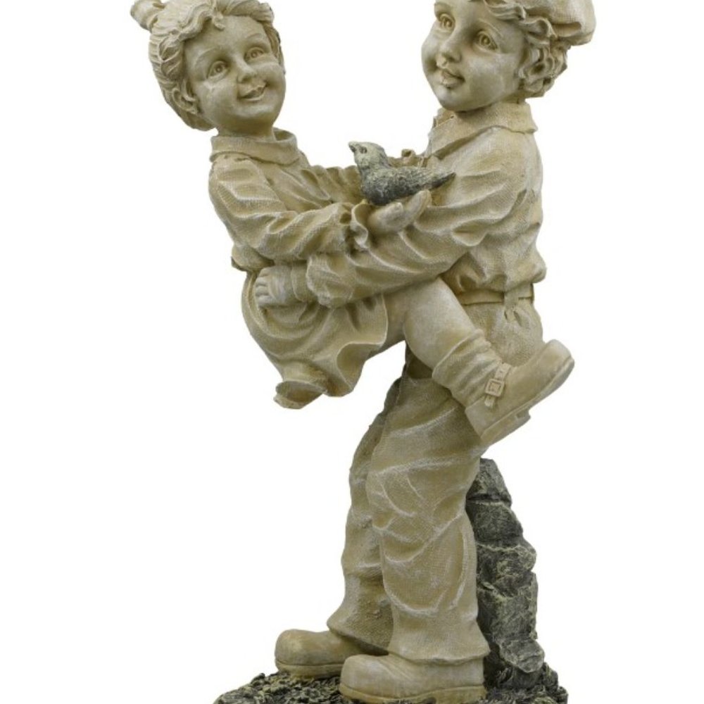 Boy/Girl Piggy Back